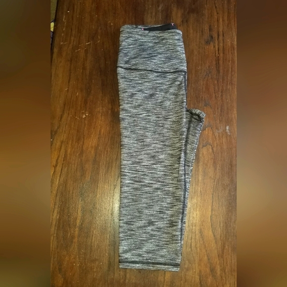 Victoria's Secret Pants - Victoria's Secret Sport Cropped Legging black, gray